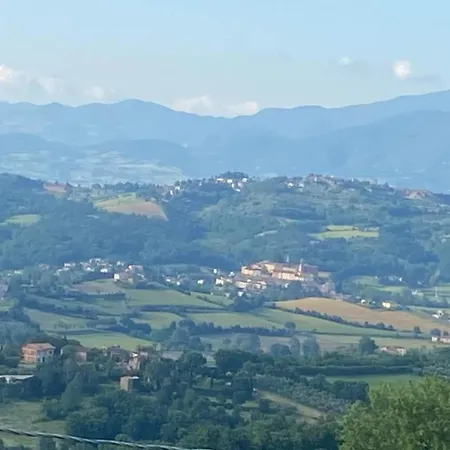 Stunning Holiday Home In Umbria With Jacuzzi Holiday home *